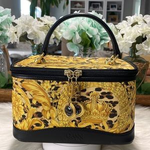 (MT177) Rare Gianni Versace 1990's Handbag/Vanity/Cosmetic bag